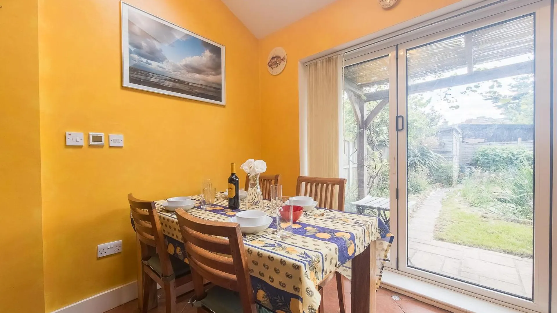 Pass The Keys Charming Home Near Thames Dlr 伦敦